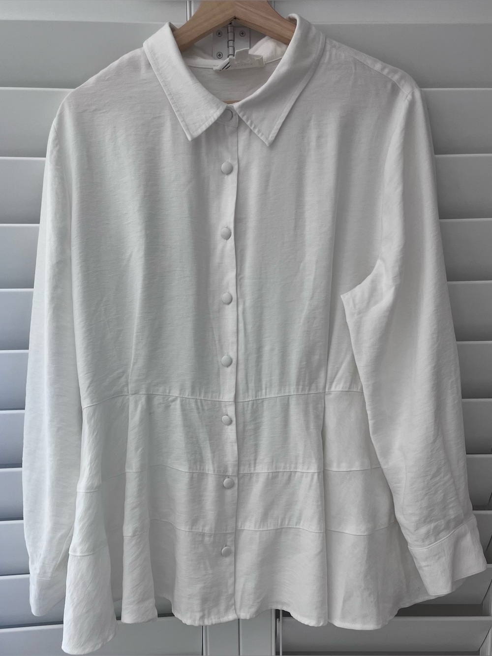 Pomander Place White Ashlen Blouse Size XL Tuckernuck